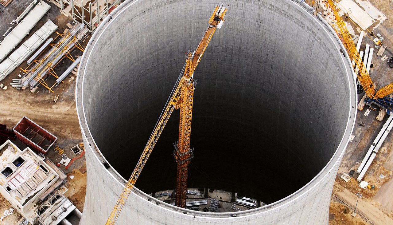 Construction of a nuclear cooling tower Construction of a nuclear cooling tower