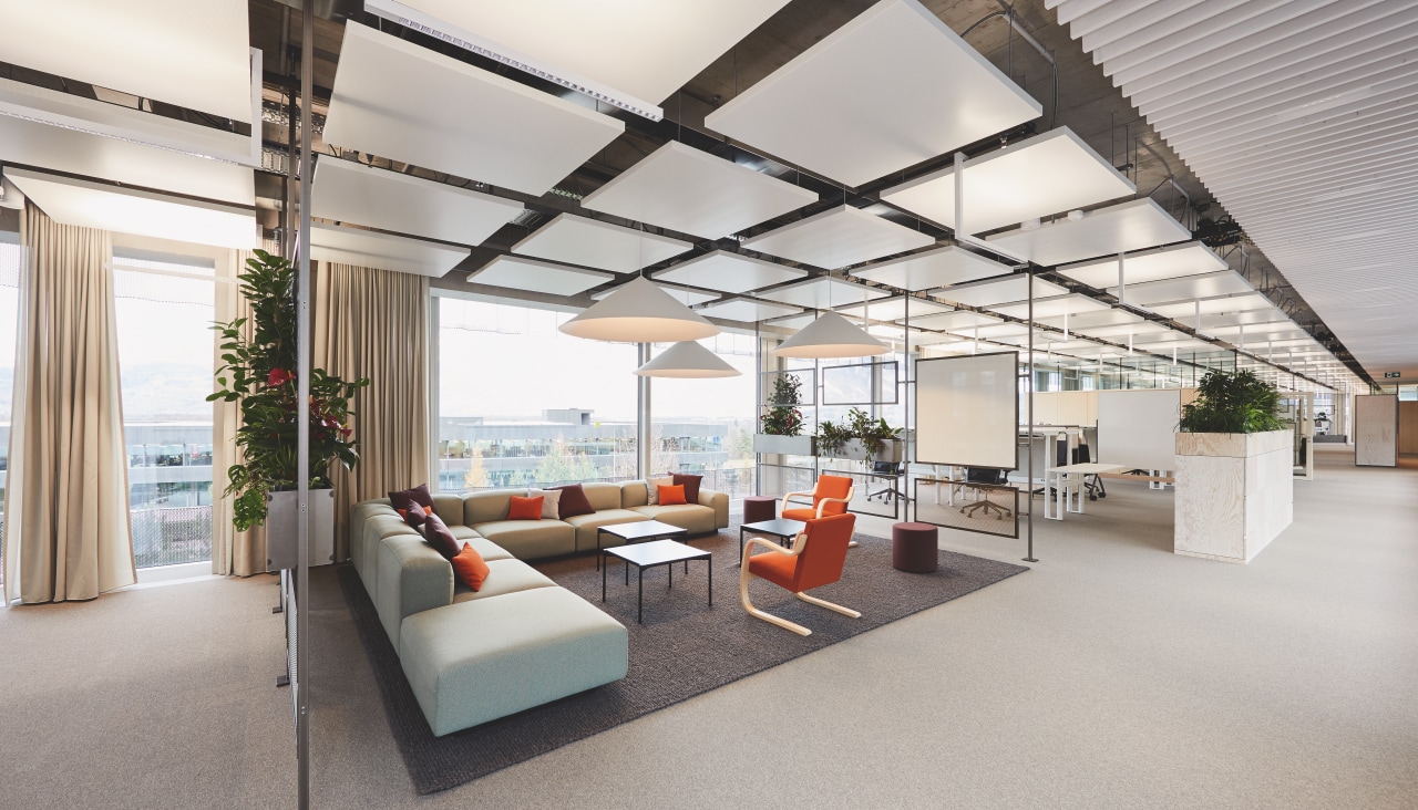 Vue d'un espace bureau de Hilti