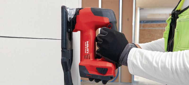 Scie sauteuse sans fil SJD 6-A22 Puissante scie sauteuse sans fil 22 V avec poignée supérieure en D pour une prise en main confortable et un meilleur contrôle lors des travaux de coupe incurvée Applications 1
