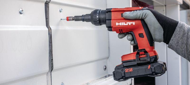 Visseuse sans fil pour le métal ST 2000-22 Visseuse sans fil pour le métal, légère et plus puissante, conçue pour les travaux de fixation intensifs Applications 1