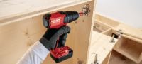 Visseuse-perceuse sans fil SF 2-A12 Visseuse-perceuse sans fil ultra-compacte avec accu Li-Ion 12 V, moteur sans charbon et mandrin sans clé 10 mm - pour un accès facile, un poids léger et un contrôle précis Applications 1