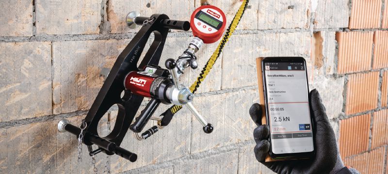 Services d’essai d'arrachement sur site Essais de résistance et de charge d'épreuve sur site pour chevilles et fers d'armature installés a posteriori