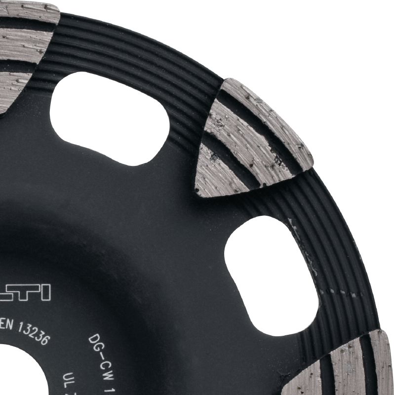 Meule diamant universelle SP (DG/DGH 150) Meule diamant Premium pour la ponceuse diamant DG/DGH 150 – pour un meulage plus rapide du béton, des chapes et de la pierre naturelle