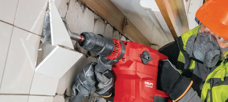 Perforateur sans fil TE 60-A36 Perforateur-burineur SDS Max 36 V avec systèmes anti-torsion (ATC) et de réduction active des vibrations (AVR) pour forage et burinage intensifs dans le béton Applications 1