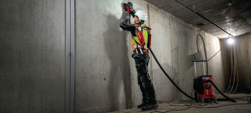 Exosquelette des épaules EXO-S Exosquelette pour les métiers de la construction permettant de soulager la fatigue des épaules et du cou lors des applications au-dessus du niveau des épaules, pour des circonférences de biceps jusqu'à 40 cm (16”) Applications 1