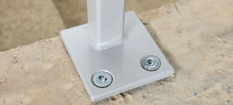 Vis à béton HUS3-C 6 Vis à béton très haute performance pour des fixations permanentes plus rapides dans le béton (acier au carbone, tête fraisée) Applications 1