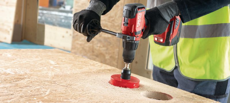 Visseuse-perceuse à percussion sans fil SF 6H-A22 Visseuse-perceuse à percussion sans fil 22 V avec régulation active du couple et embrayage électronique pour usage universel sur bois, métal, maçonnerie et autres matériaux. Applications 1