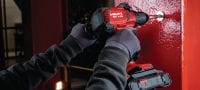 Connecteur électrique S-BT-ER HC HL Goujon fileté à vis (acier inoxydable, filetage métrique) pour les connexions électriques sur l’acier dans les environnements faiblement corrosifs, section max. recommandée du câble connecté : 120 mm²/AWG 4.0 Applications 3
