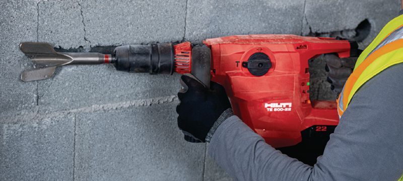 Marteau piqueur sans fil TE 500-22 SDS-Max Marteau piqueur et burineur SDS Max (TE-Y) sans fil avec réduction active des vibrations pour le burinage dans le béton ou la maçonnerie (plateforme de batteries Nuron) Applications 1