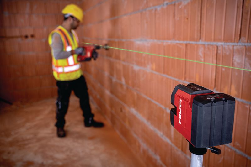 Laser d'aplomb et d'alignement 12 V PM 20-CG Laser combiné à faisceau vert avec 2 lignes et 5 points pour l'aplomb, le nivellement, l'alignement et l'équerrage (plateforme de batteries 12 V) Applications 1