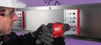 Patte-équerre FOX VI L Patte-équerre murale polyvalente pour l'installation de structures de façade pare-pluie Applications 4